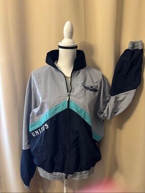 UNITUS Windbreaker Jacket NWT in Grey, Navy & Teal
